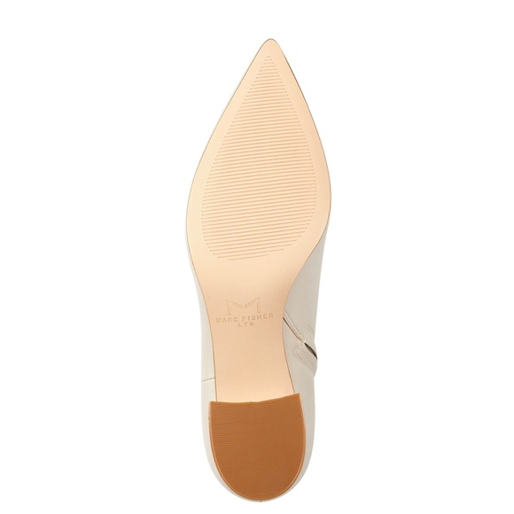 Marc Fisher Jarli bootie, white. Size 9. EUC - Picture 5 of 11